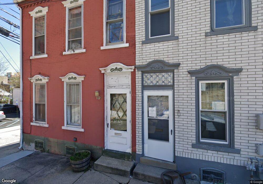 824 Chestnut St, Allentown, PA 18102 - photo 1