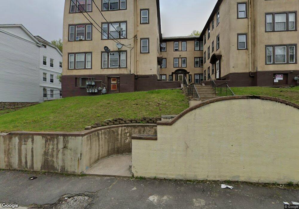 124 Plaza Ave unit 1, Waterbury, CT 06710 - photo 1