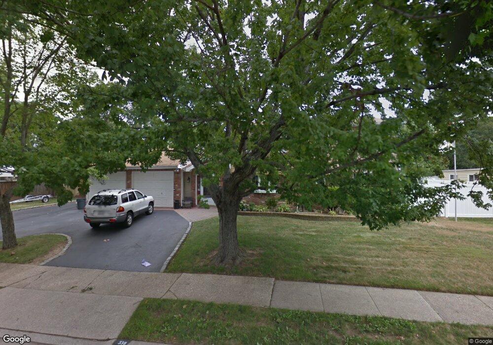 338 Red Maple Dr S, Wantagh, NY 11793 - photo 1