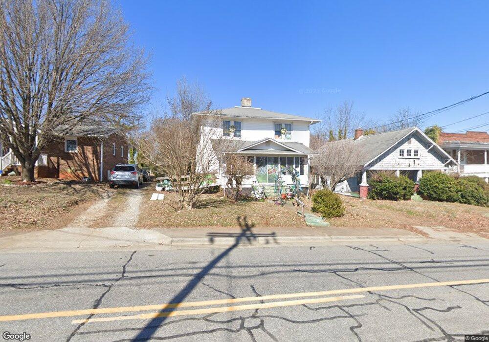 2017 E 14th St, Winston Salem, NC 27105 - photo 1