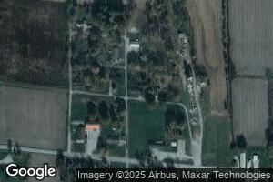 203 W Clark St, Hidalgo, IL 62432