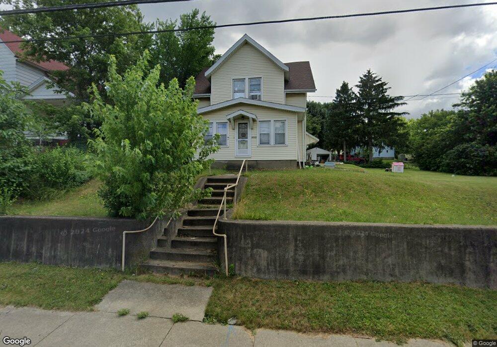 1632 Gibbs Ave NE, Canton, OH 44705 - photo 1