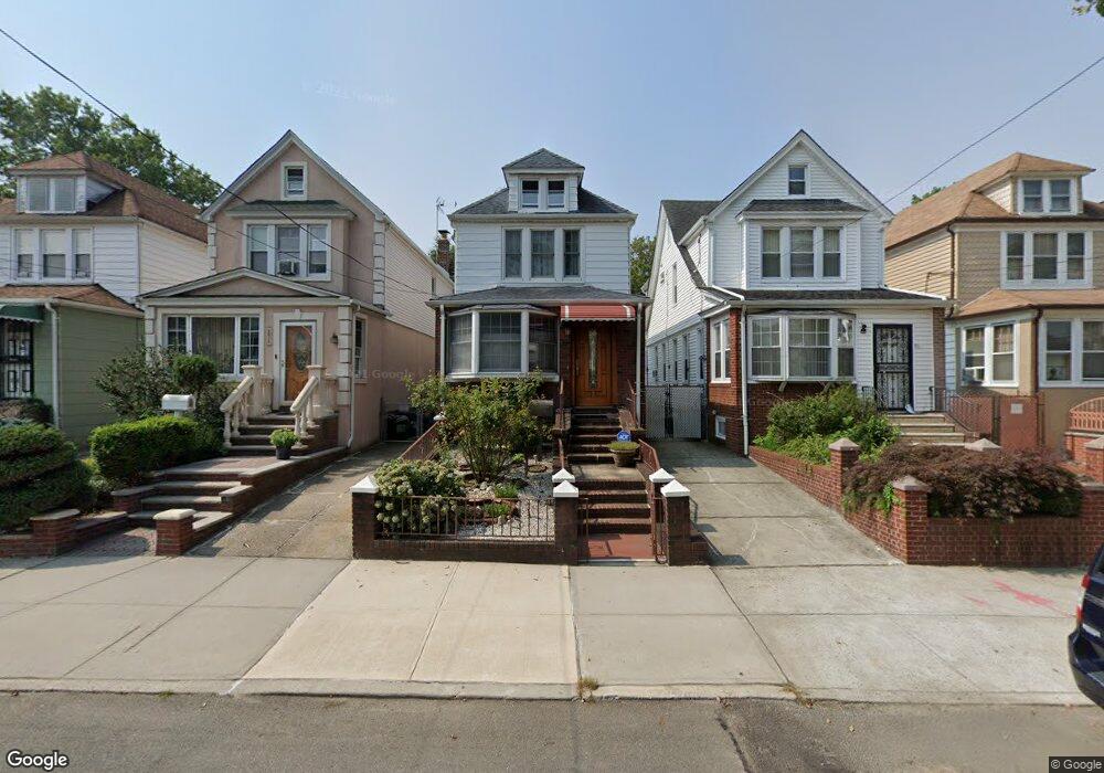 6824 Kessel St, Forest Hills, NY 11375 - photo 1