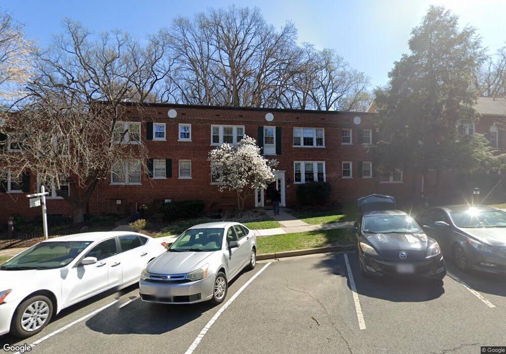 1905 N Rhodes St unit 33, Arlington, VA 22201 - photo 1