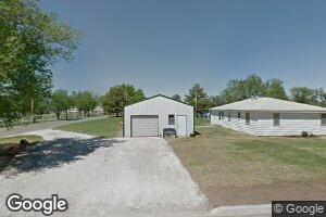 425 W Third St, Vici, OK 73859