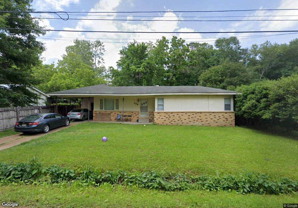 109 Walker Dr, Pineville, LA 71360 - photo 1