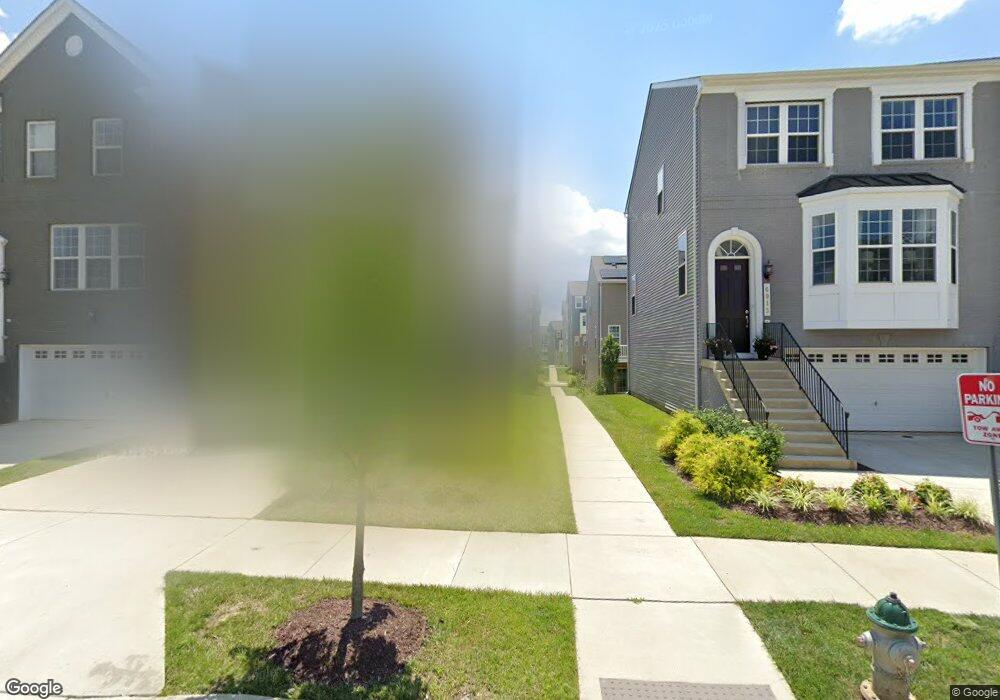 6913 Stansbury Ln, Landover, MD 20785 - photo 1