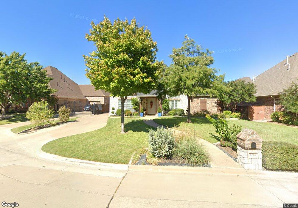 604 Hickory Ct, Hurst, TX 76054 - photo 1