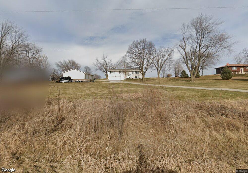3568 N 19th Ave W, Newton, IA 50208 - photo 1