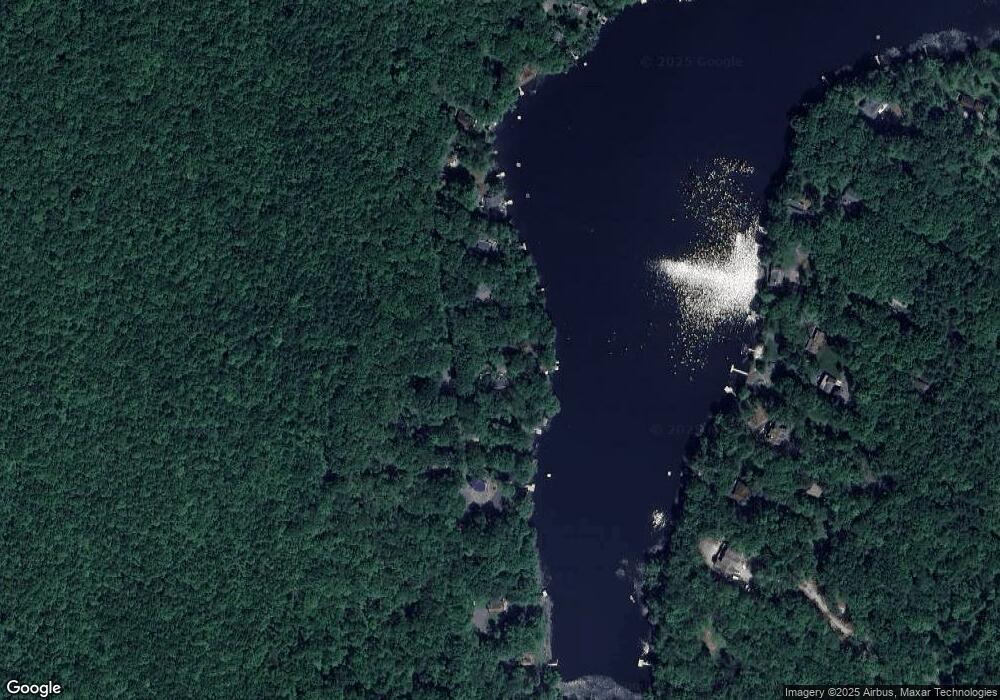 504 W Shore Dr, Hawley, PA 18428 - photo 1