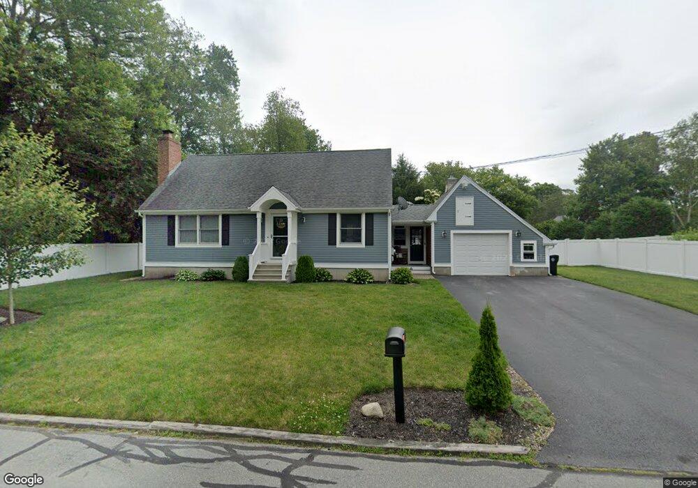 24 Alice St, North Dartmouth, MA 02747 - photo 1