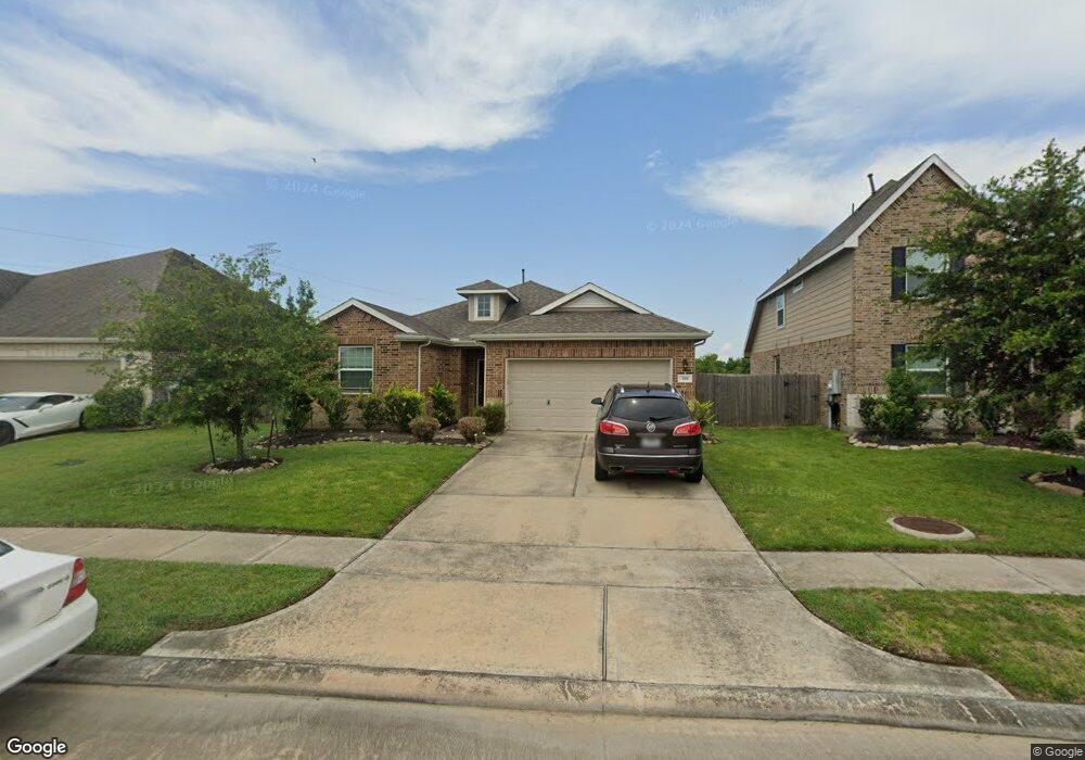 389 Lake Line Dr, Alvin, TX 77511 - photo 1