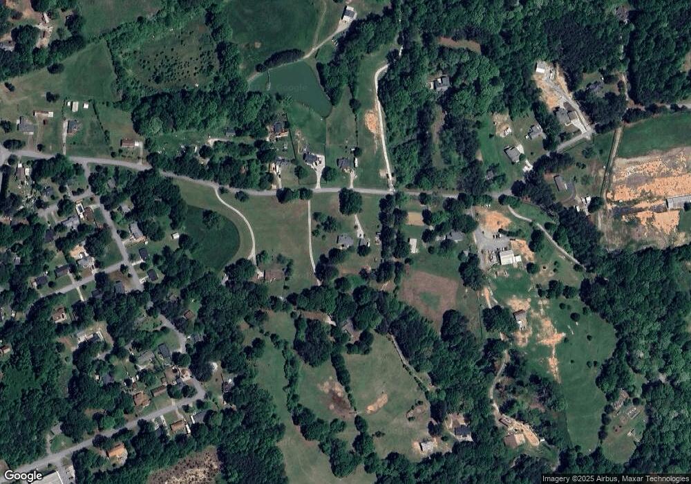 308 Duck Rd, Braselton, GA 30517 - photo 1