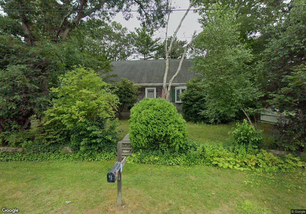 4 Hunt St, North Falmouth, MA 02556 - photo 1