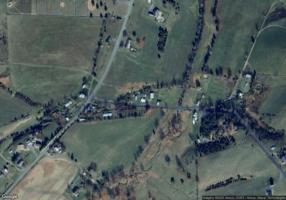 2322 Pumpkin Center Rd, Petersburg, WV 26847 - photo 1