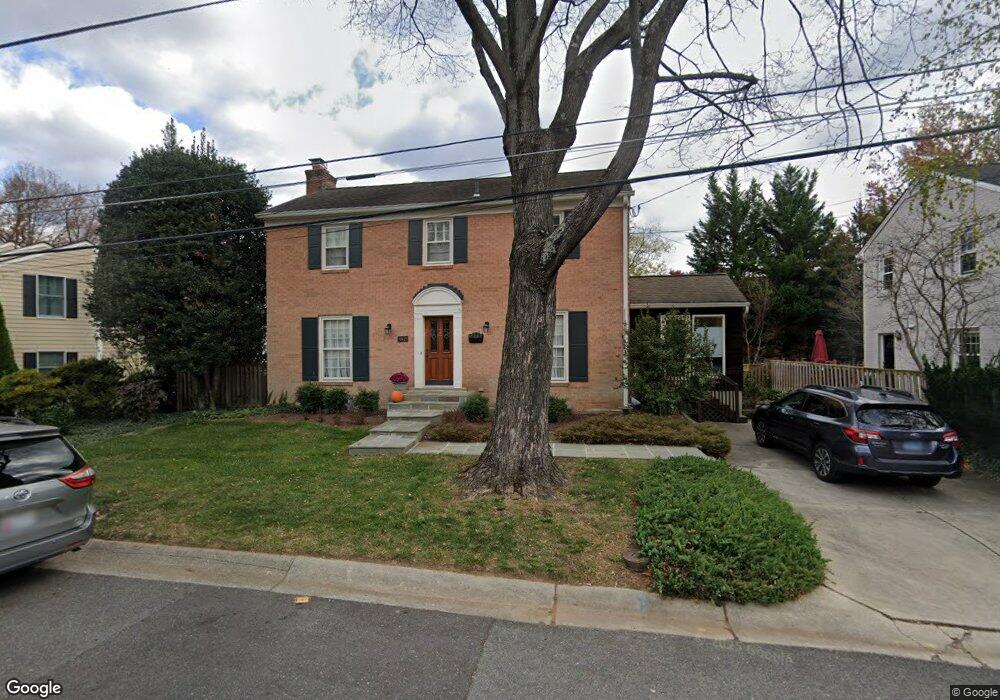 8905 Clifford Ave, Chevy Chase, MD 20815 - photo 1