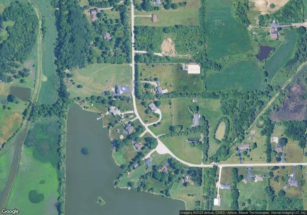 3310 E Reichert Dr, Crete, IL 60417 - photo 1