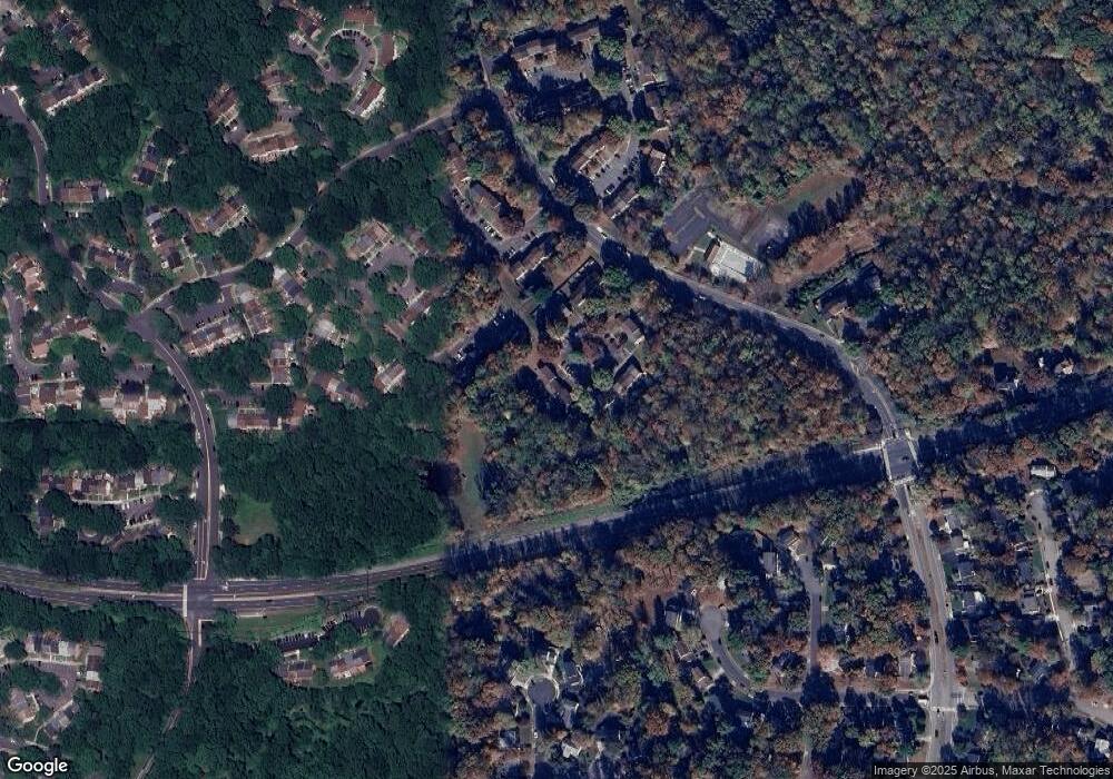 8928 Shamrock Ct, Springfield, VA 22152 - photo 1