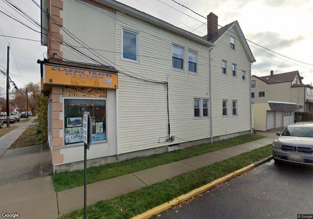 186 Maple Ave unit 1, Wallington, NJ 07057 - photo 1