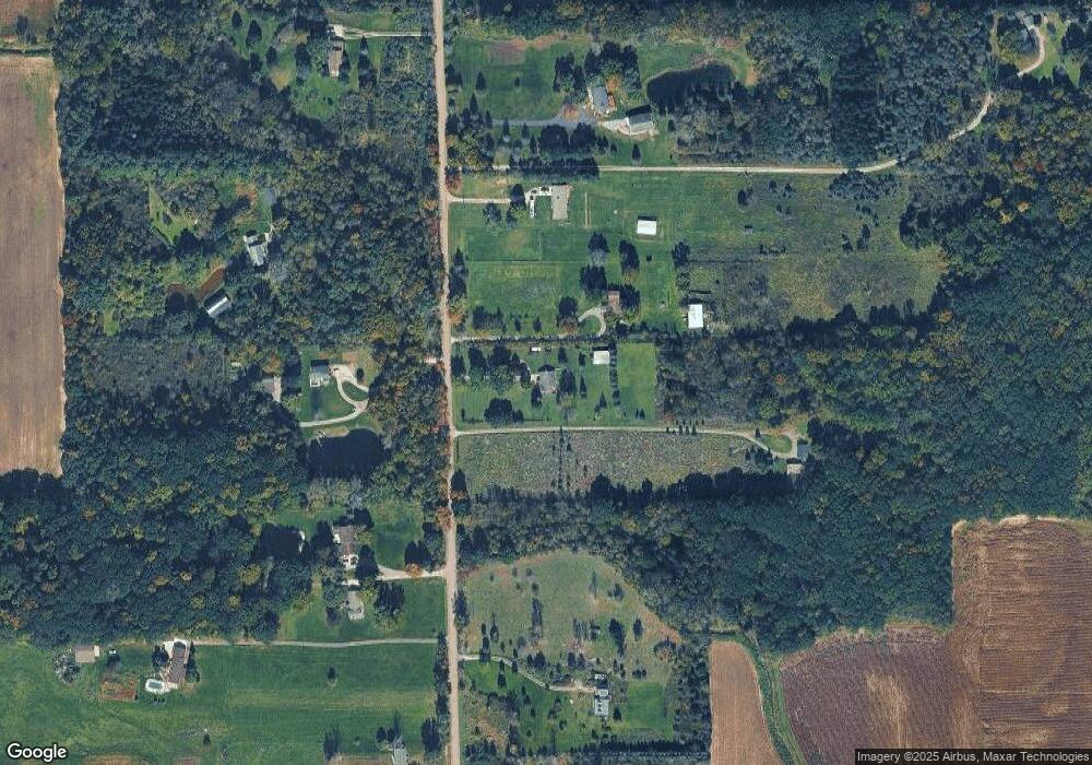 10229 van Vleet Rd, Gaines, MI 48436 - photo 1