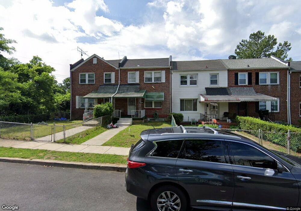 3203 Massachusetts Ave, Baltimore, MD 21229 - photo 1