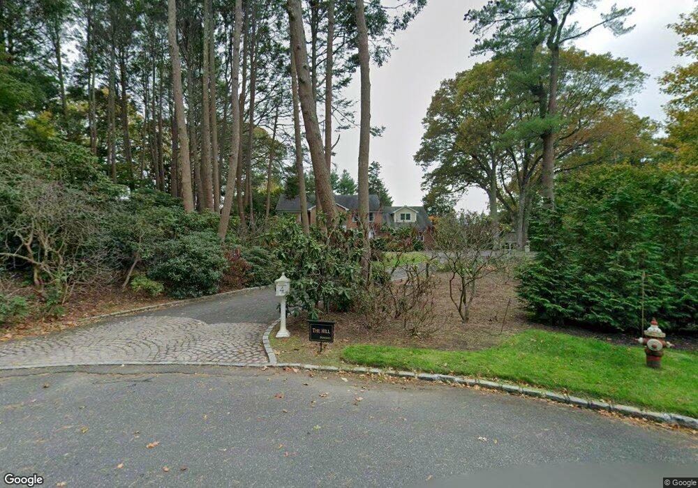 4 Nichols Ct, Glen Head, NY 11545 - photo 1