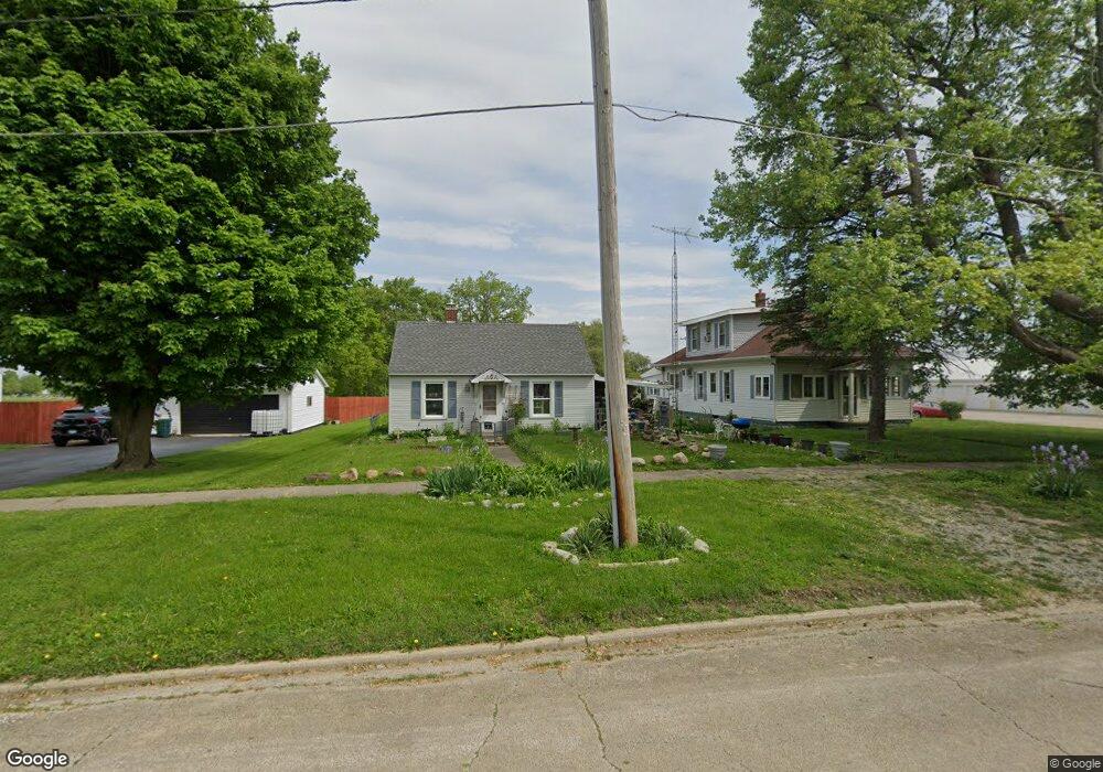 1604 Piatt Ave, Mattoon, IL 61938 - photo 1