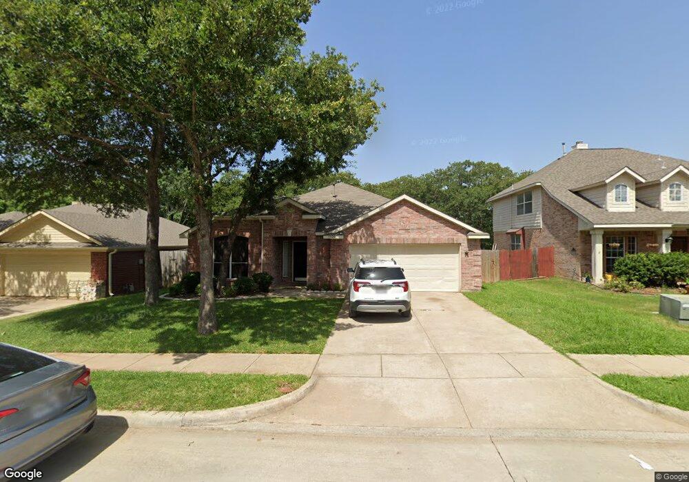 3920 Chimney Rock Dr, Denton, TX 76210 - photo 1