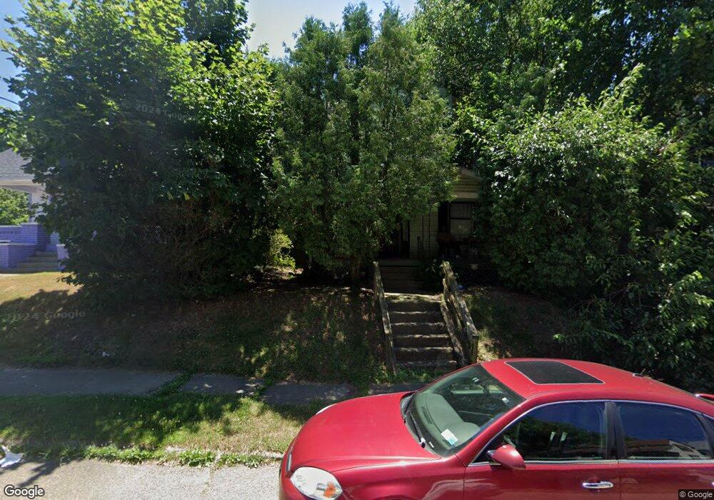 806 Highland Rd NE, Canton, OH 44704 - photo 1