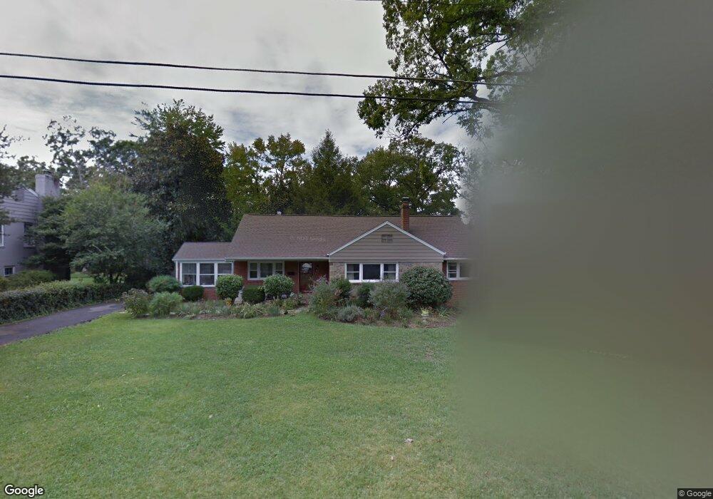 7106 Marlan Dr, Alexandria, VA 22307 - photo 1