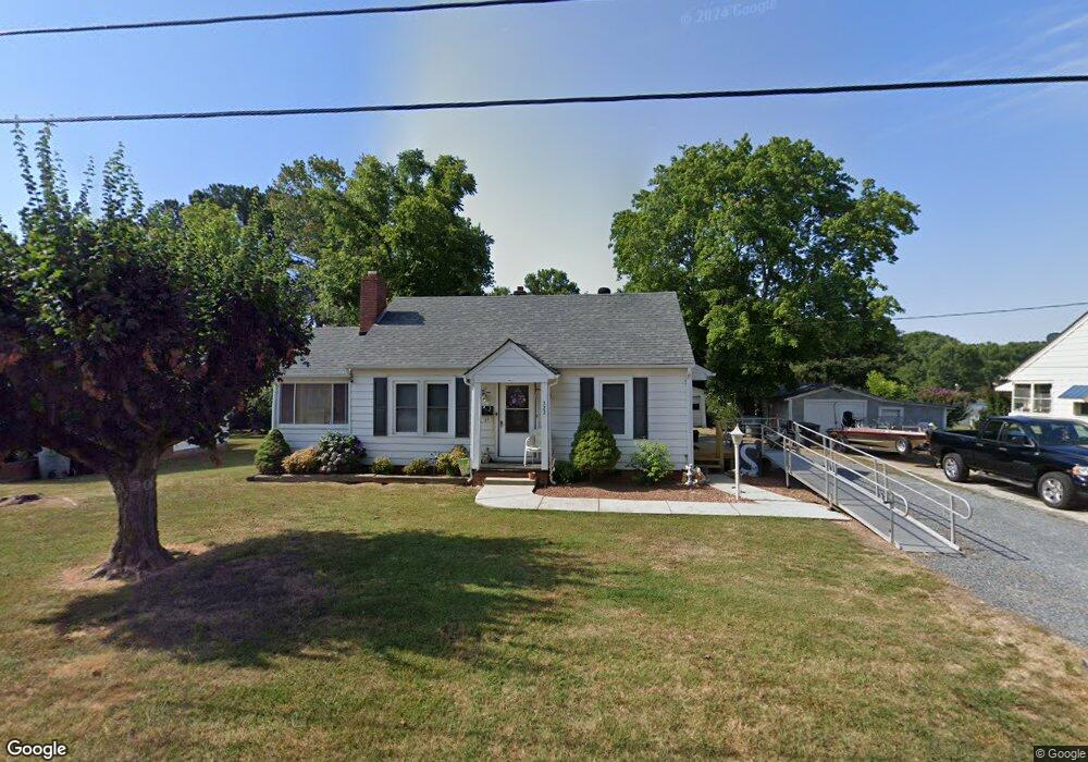 322 Sunrise Ave, Asheboro, NC 27203 - photo 1