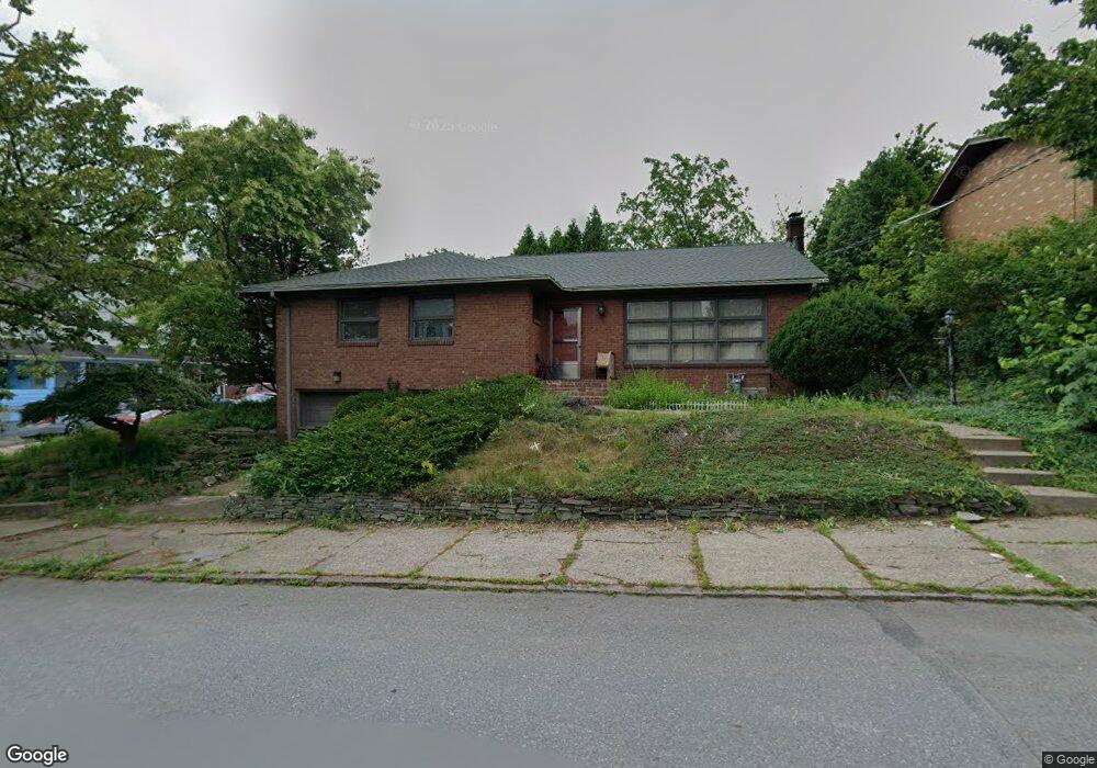 42 N Locust St, Hazleton, PA 18201 - photo 1