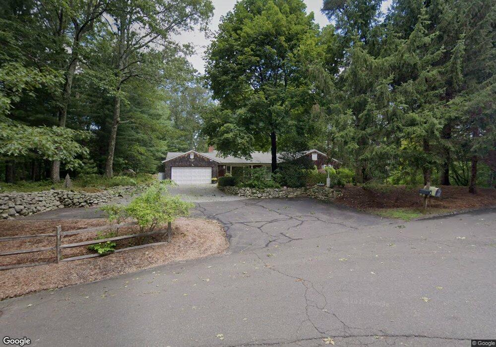 8 Hillcrest Ln, Weston, CT 06883 - photo 1