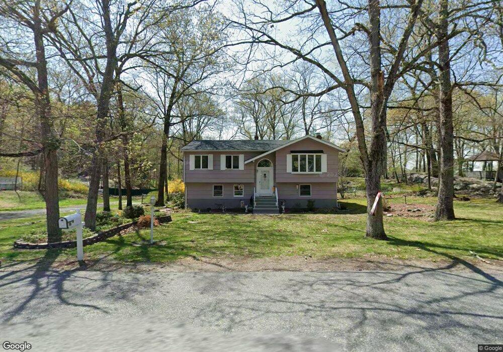 18 Roger Ct, Ringwood, NJ 07456 - photo 1