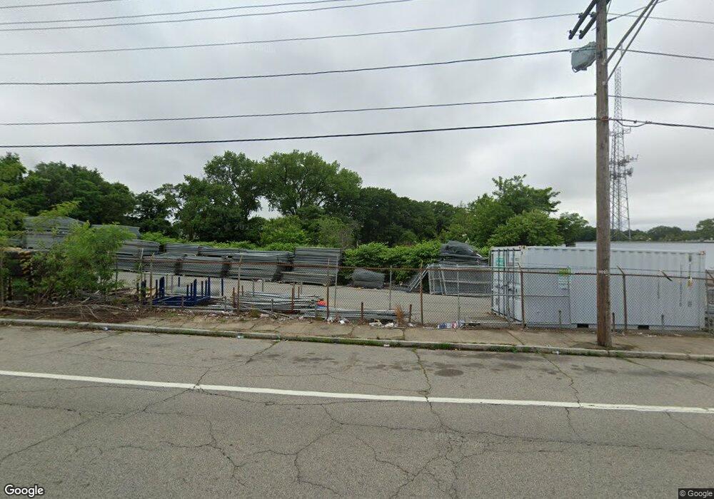 401 Niantic Ave, Providence, RI 02910 - photo 1