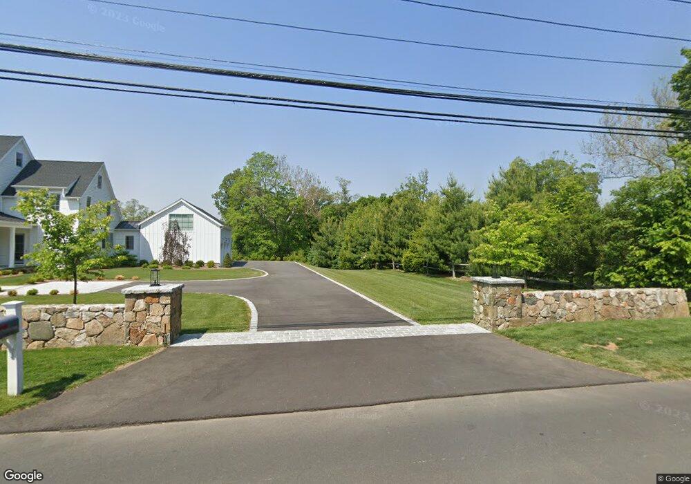 745 Hulls Hwy, Fairfield, CT 06890 - photo 1