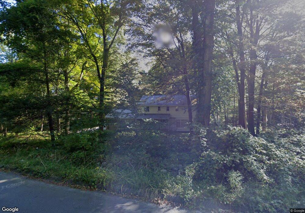 207 Sleepy Hollow Rd, New Canaan, CT 06840 - photo 1