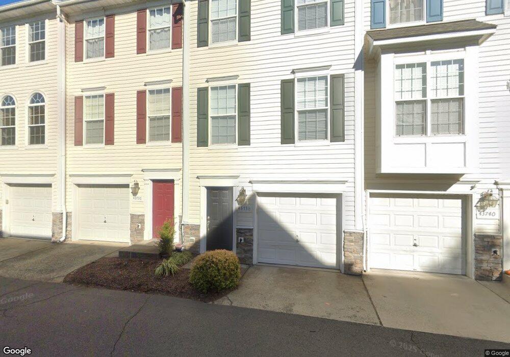 43738 Clear Lake Square unit 8, Ashburn, VA 20147 - photo 1