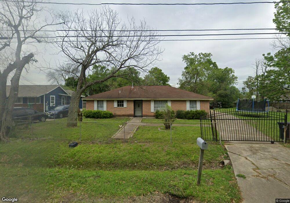 952 Marjorie St, Houston, TX 77088 - photo 1