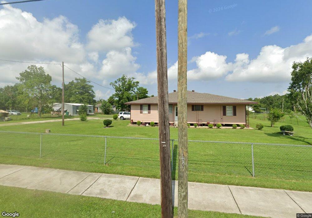 5830 Leger Rd, Lake Charles, LA 70607 - photo 1