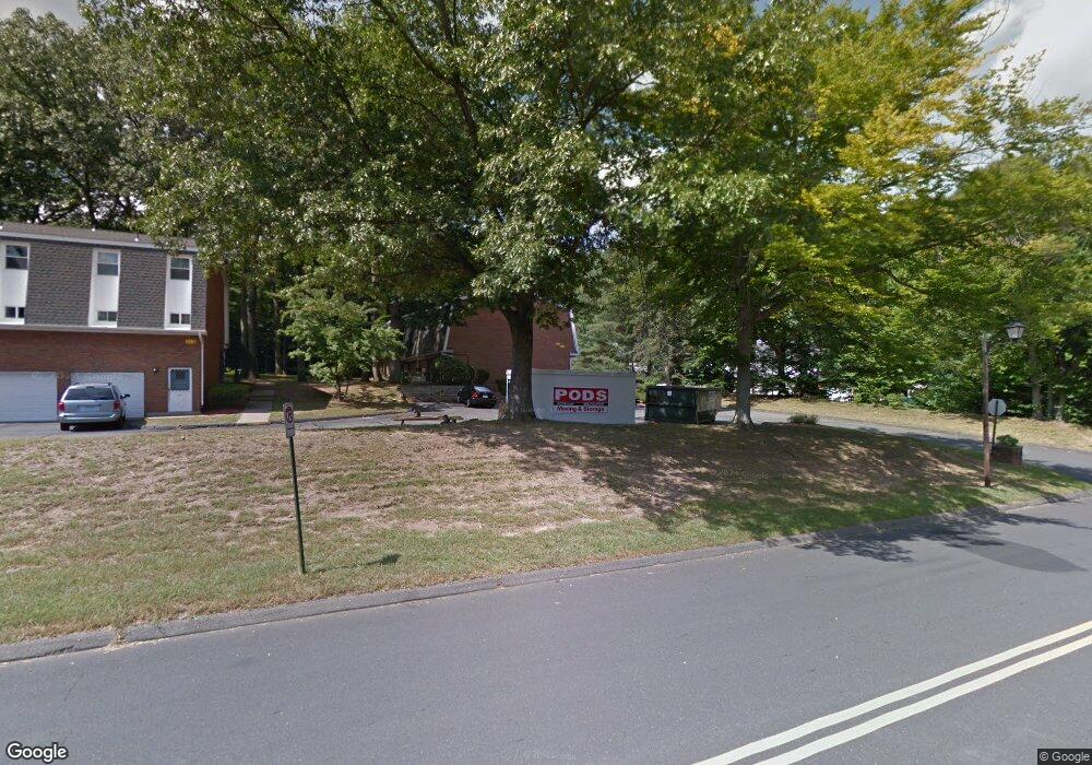 313 Dunfey Ln, Windsor, CT 06095 - photo 1