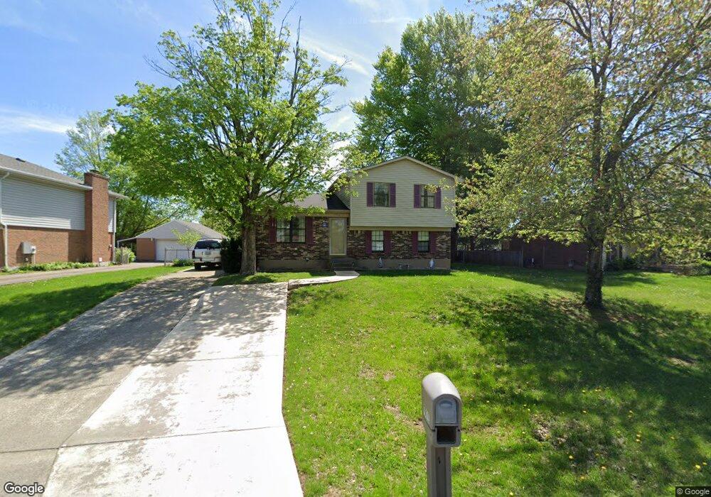 7911 Cortland Dr, Louisville, KY 40228 - photo 1