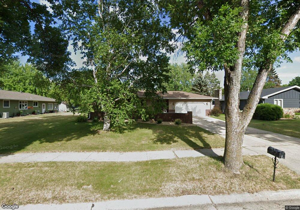 2855 Hickory St N, Fargo, ND 58102 - photo 1
