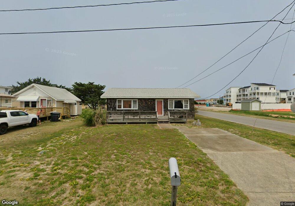 208 E Clark St, Kill Devil Hills, NC 27948 - photo 1