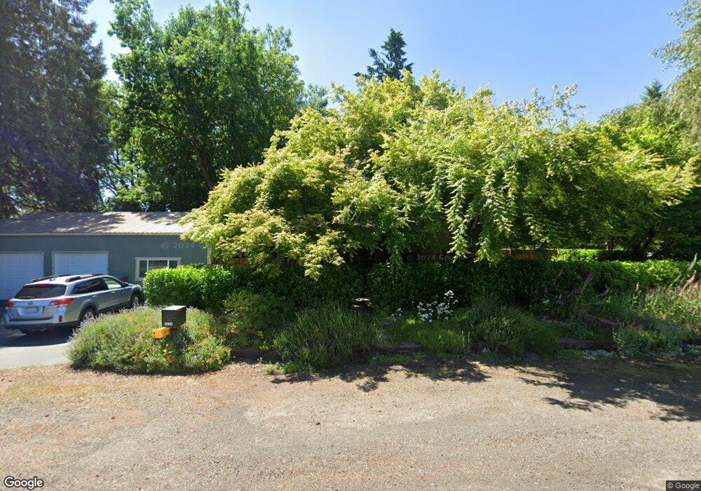 2073 N Maple St, Canby, OR 97013 - photo 1