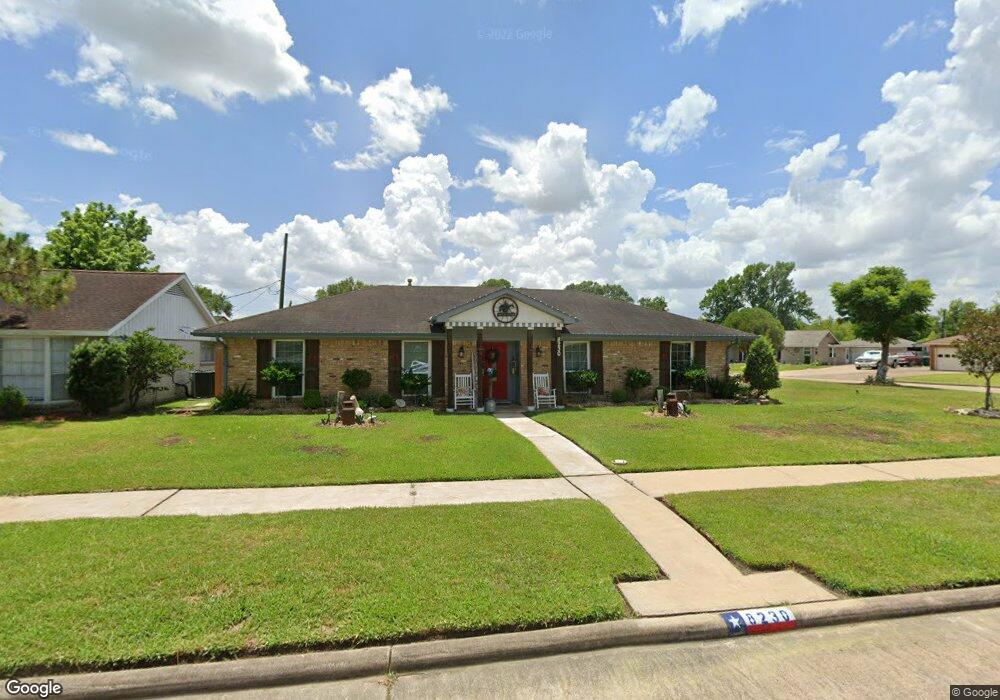 8230 Coastway Ln, Houston, TX 77075 - photo 1