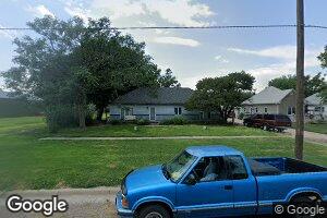 142 S Main St, Larned, KS 67550