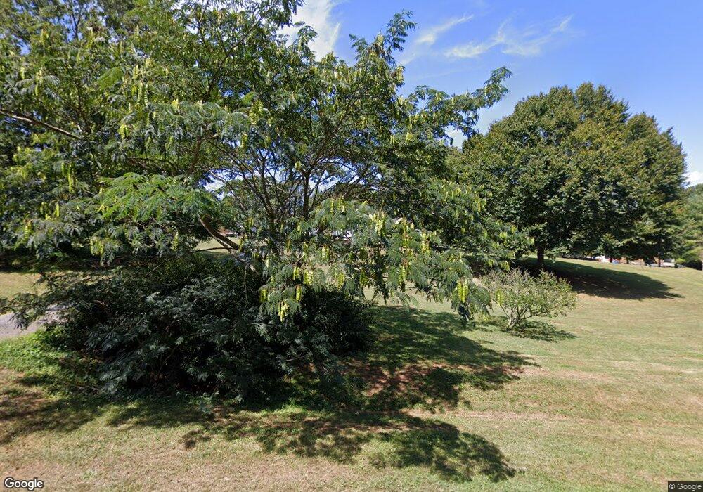 2123 Overhill Ln, Lincolnton, NC 28092 - photo 1