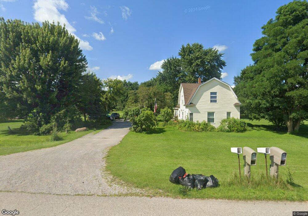 10229 Birch Run Rd, Birch Run, MI 48415 - photo 1