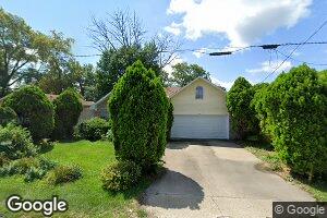 429 E Franklin St, Bement, IL 61813